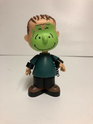 2010 Frankenstein Linus 5 " Action Figure It 