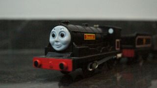 Thomas And Friends Donald Trackmaster/TOMY With Trucks 2