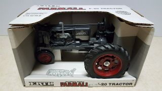 Toy Ertl Tractor Mccormick - Deering Farmall F - 20 1:16 Scale 260