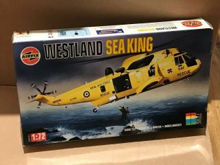 Airfix 1/72 Westland Seaking Helicopter,  Contents.