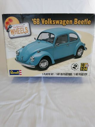 1968 Volkswagen Beetle Revell Model Car Kit 1:24