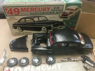 Vintage Amt 1:25 Scale 1949 Mercury Model Car Kit Junkyard.  Issue.