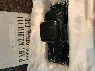 Franklin 1/24 Scale B11tq11 - 1932 Ford Deuce Coupe - Black