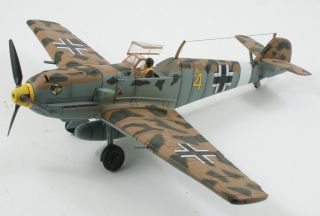 21st Century 32x Ultimate Soldier Me - 109 Ww2 German Fighter Tropical 4 1/32