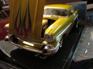 100 Hot Wheels Collectibles 1/18 Custom ' 57 Chevy Car Yellow w/Flames bel - air 6