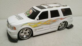 Uesd 1:18 Scale Rc Car Jada Toys Dubcity Sho 2003 Lincoln Navigator As - Is