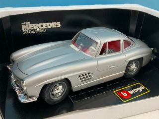 1:18 Bburago 1954 Mercedes - Benz 300 Sl Coupe In Silver 3013 Read