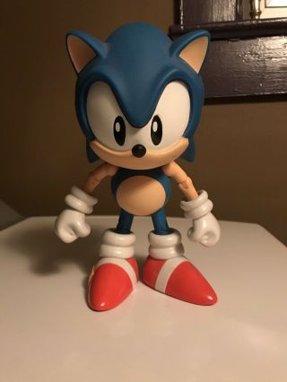 Jazwares Classic Sonic The Hedgehog Deluxe 9 Inch Figure 20th Anniversary