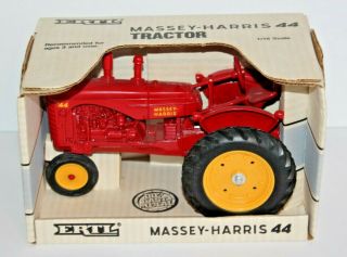 Ertl 1:16 Scale Massey Harris 44 Die Cast Toy Tractor