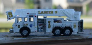Custom Matchbox Vehicle - Real Rig Fire Ladder / Snorkel Truck 9