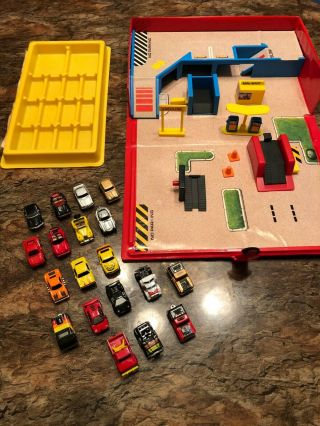 Micro Machines Service Station,  19 Assorted Vehicles