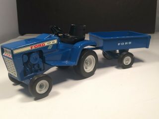 Vintage Ertl Ford LGT 145 Lawn and Garden Tractor and Trailer Cart Die Cast 3