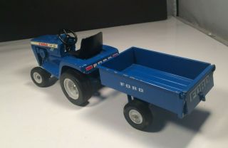 Vintage Ertl Ford LGT 145 Lawn and Garden Tractor and Trailer Cart Die Cast 7