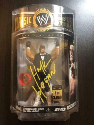 Hulk Hogan Autographed Jakks Classic Superstars Le 1 Of 3000 Toyfare Wwe W/ Case