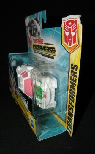 Transformers Cyberverse Action Attackers 1 - Step Changer Wheeljack Action Figure 5