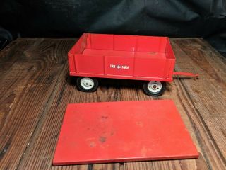 Vintage Tru Scale Toy Farm Equipment Trailer / Hay Wagon / Flat Bed Or Lid