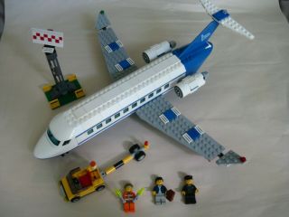 Lego City 3181: Passenger Airplane W/ (3) Minifigs.  Radar Tower.  Tow Vehicle