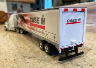 Case Ih Peterbilt 379 Semi W/ Van Trailer By Speccast 1/64th Scale