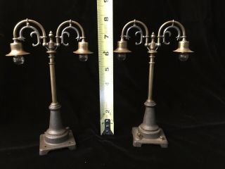Set Of Two Lionel Double Lamp Post Prewar O Gauge