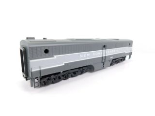 HO Scale Athearn 3343 NYC York Central PB1 Diesel Locomotive 4303 Powered 4