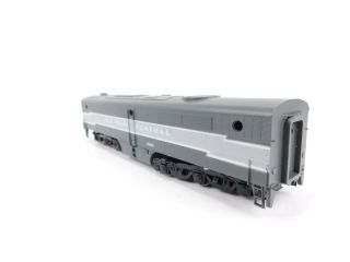 HO Scale Athearn 3343 NYC York Central PB1 Diesel Locomotive 4303 Powered 5
