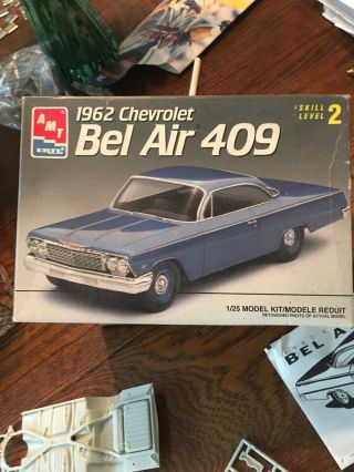 Amt Ertl 1962 Chevrolet Bel Air 409 Plastic Model Kit 1/25 Scale
