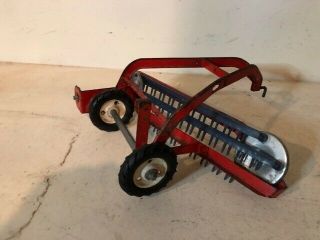 Vintage Tru Scale Hay Rake For A Tractor 1/16 Ih