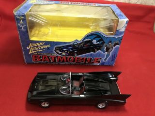 Batmobile 1:24 Scale Johnny Lightning 1960 