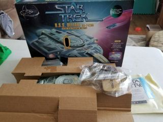 Star Trek U.  S.  S Defiant Nx - 74205 Ship Playmates Vintage 1997 Open Box