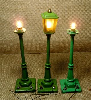Set Of 3 Lionel 56 Lamp Post O/standard Gauge,  7 1/2” Tall