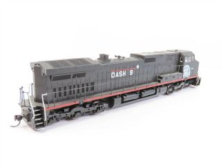 HO Scale Athearn GE Demonstrator DASH 9 C44 - 9W Diesel Locomotive Powered 8601 4