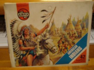 Vintage Airfix American Indians Ho/oo Scale,  S8 1708 42 Piece Complete
