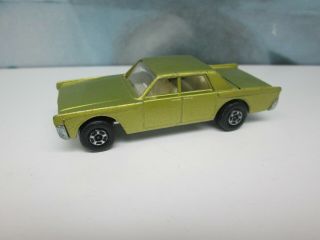 Matchbox/ Lesney 31c Lincoln Continental Lime/ Green Wide Wheels