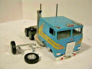 Junkyard 1979 Revell 1/32 Scale Peter Built Cab Over Semi Truck (blue/ Black)