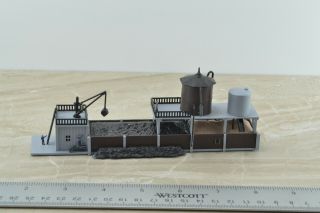 Marklin 8982 Coaling Station W/ Figures Built Up Kit Z Scale (z2718)