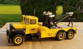 Mack R - Model Pennzoil Wrecker Tow Truck First Gear - 1:34