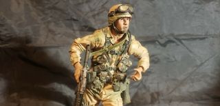 McFarlane ' s Military Army Desert Infantry Series Debut Loose Detail 2005 4