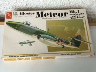 Amt 1/48 Gloster Meteor Mk.  1 & V - 1 " Buzz - Bomb ",  Contents.
