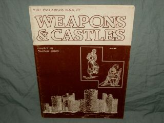 Palladium 1st Ed D&d Accessory - Weapons & Castles (hard To Find And Exc)