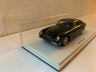 Spark Model : S2172 - 1/43 Aston Martin Db6 1965