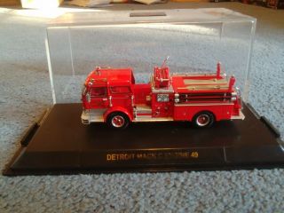 Code 3 Fire Truck Detroit Fire Department Mack C Model Pumper 2