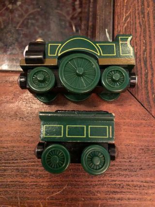 Thomas Wooden Railway: Girl Train Engine Emily,  Tender ©’03 Retired Freeship