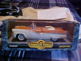 1956 Ford Sunliner Convertible Ertl Diecast 1:18 Scale Orange White Muscle Car