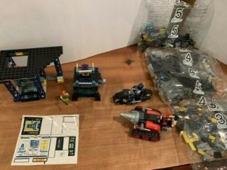 Lego Dc Universe Heroes Set 6860 The Batcave Complete W/ Instructions