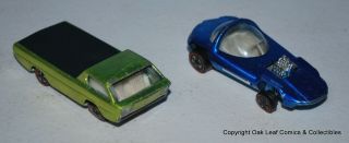 2 Red Line Hot Wheels 1967 Green Deora & Blue Silhouette
