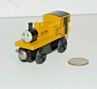 Thomas & Friends Wooden Railway Train Tank Engine - Duncan - 2003 Guc - Yellow