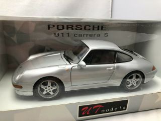 1/18 Scale Metal Die Cast Model Ut Models Porsche 911 Carrera S 993 Silver 27826