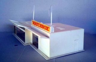 MATCHBOX SERVICE STATION Lesney - G - 1 Not Complete.  Vintage 1970 ' s 4