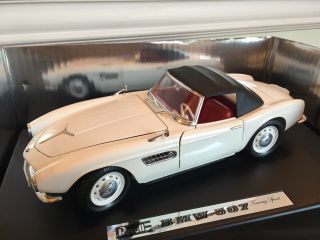 Bmw 507 Coupe 1:18 Scale Diecast Car W/ Box Revell - - White With Tonneau