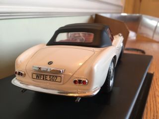 BMW 507 Coupe 1:18 Scale Diecast Car w/ Box Revell - - White with tonneau 3